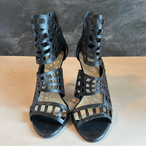 BCBG Black Maven Cutout Shootie Heels Sandals 10 - Picture 5 of 11